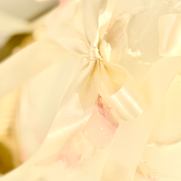 The Dome Cake – A Sculptural Showpiece for Any Celebration