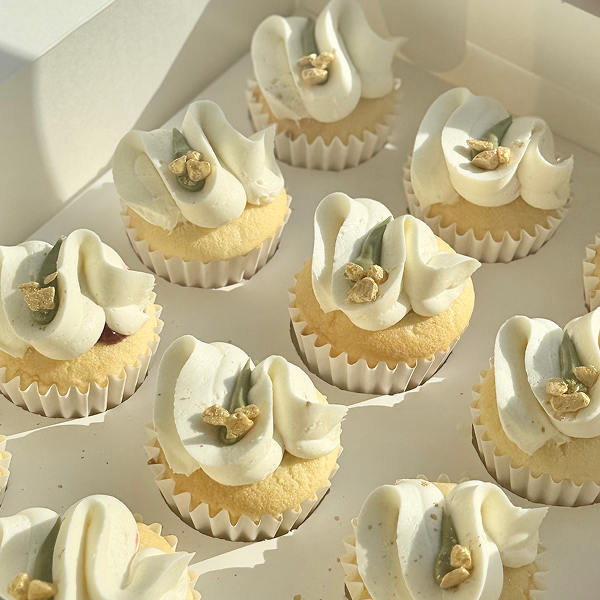 Swirls & Sprinkles Cupcakes – A Classic with a Twist