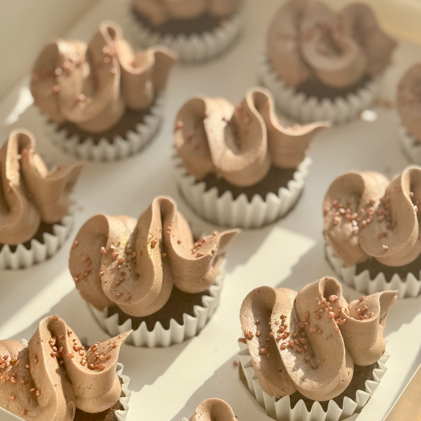 Signature Cupcakes – A Little Luxury in Every Bite